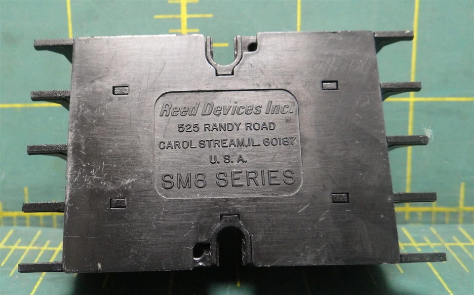 Reed Devices RDI Relay Socket SM8 Series 8-PIN 10 Amps 300 Voltage 12-20 AWG - Image 2 of 4