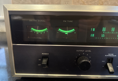 【希少•動作品】Sansui TU-9500 ステレオチューナー Sansui TU-9500 AM/FM Stereo Tuner Open Box perfect working