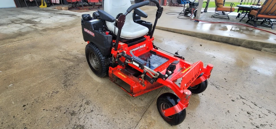 Gravely Compact Pro 34Z Foto 2 de 3