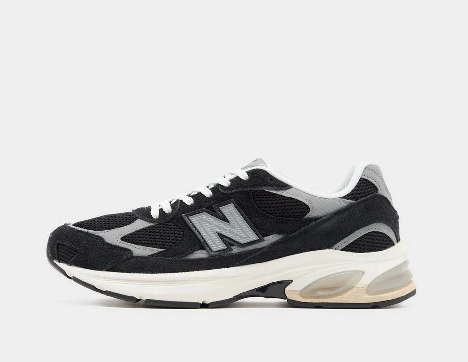 New Balance ABZORB 2010 Trainers Men's Shoes in Black