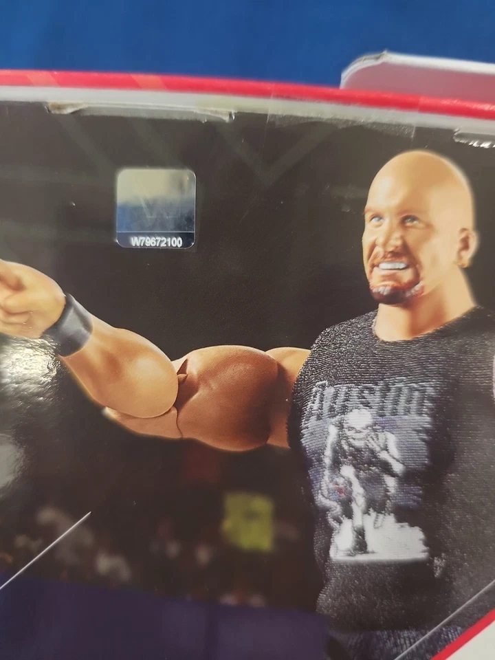 Figura Steve Austin "Stone Cold" exclusiva de Monday Night War de la WWE ULTIMATE EDITION Foto 4 de 4