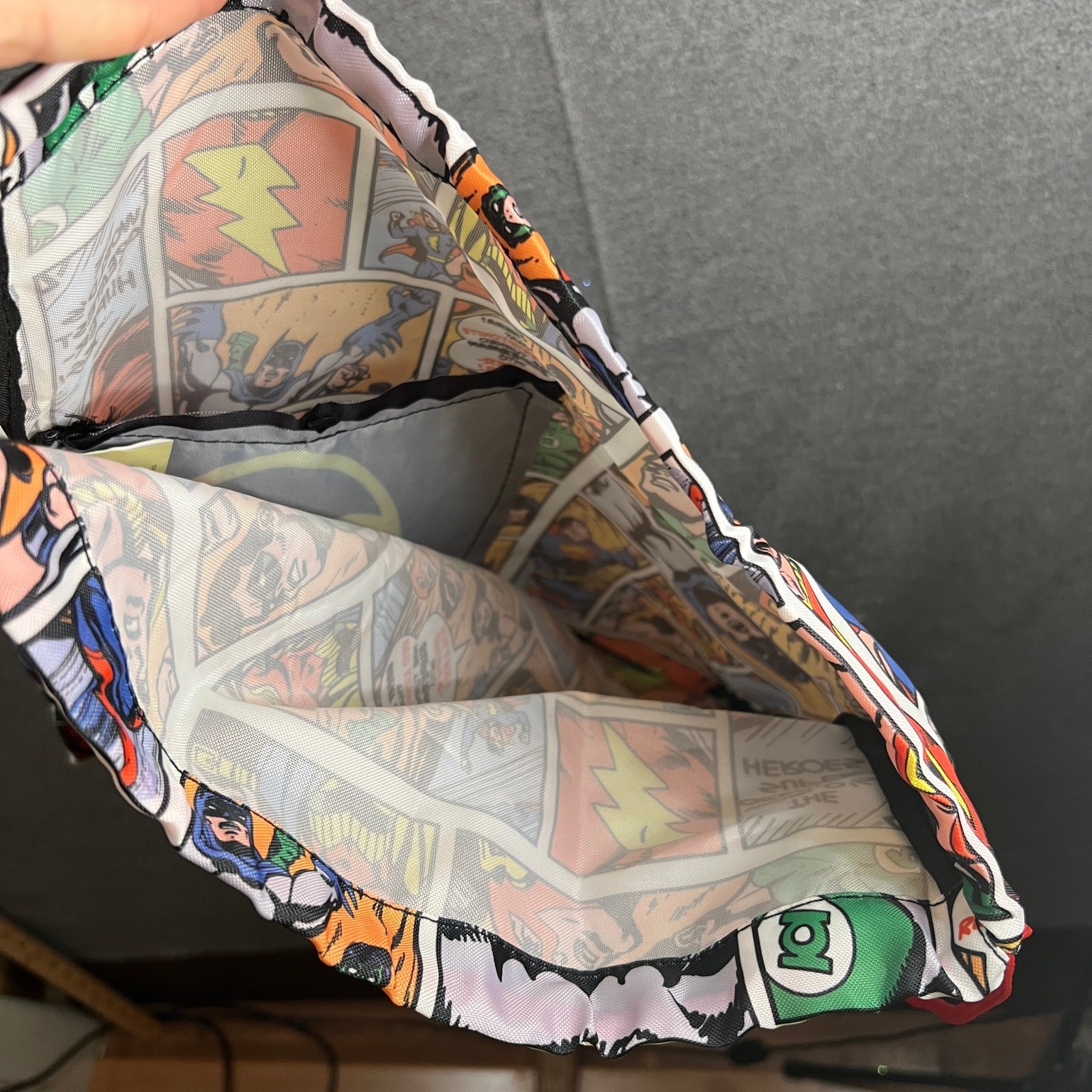 DC Comics Pull String Bag Backpack Multi Color - image 8