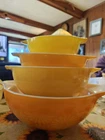 Vintage Pyrex set of 4 Sunflower Cinderella Nesting Bowls 441-444 (A)