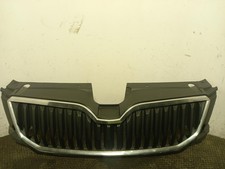 SKODA OCTAVIA GRILLE Mk3 (5E) Front Centre Grille Surround Chrome 2013-2020