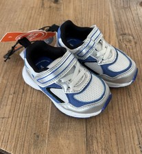 Wonder Nation Child Shoes Size 4 Slip On Athletic Shoe Hook Eye Strap New