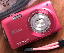 N MINT Nikon COOLPIX S3300 16.0MP 6x Compact Digital Camera English ok Japan
