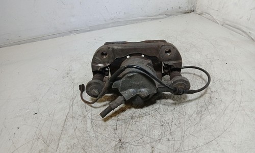 BMW 1 E81 Bremssattel vorne links 3019B16 2.0 Diesel 105kw 2011 27613337