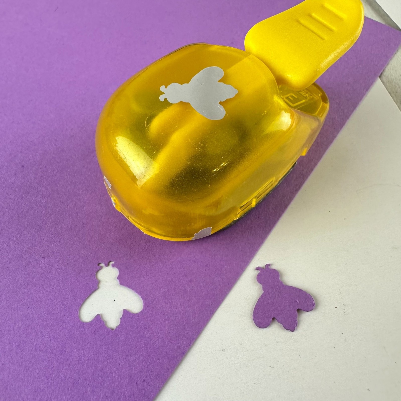 EK Success Paper Emboss & Punch Bundle Lot Gecko Ribbon Bee Paw Sharp!