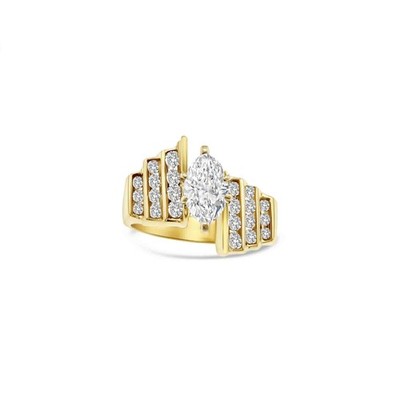 Marquise Diamant Center mit Diamant Akzenten Verlobungsring