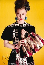 Mia Wasikowska Autogramm signed 20x30 cm Bild