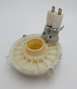 Original Miele Heizung Umwälzpumpe Geschirrspüler Mppw 01-31/4 T.Nr. 9453332