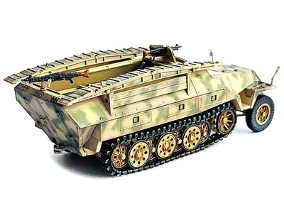German Sd.Kfz. 251/7 Ausf.D Pionierpanzerwagen Armored Vehicle ''NEO Dragon Armor