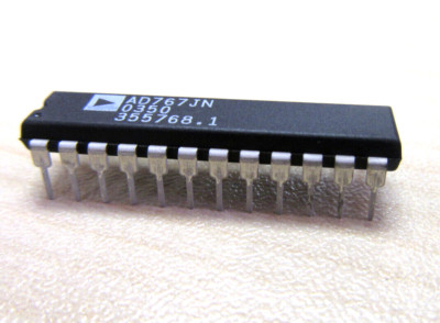 Analog Devices P/N AD767JN   DAC 1-CH Current Steering 12-bit 24-Pin