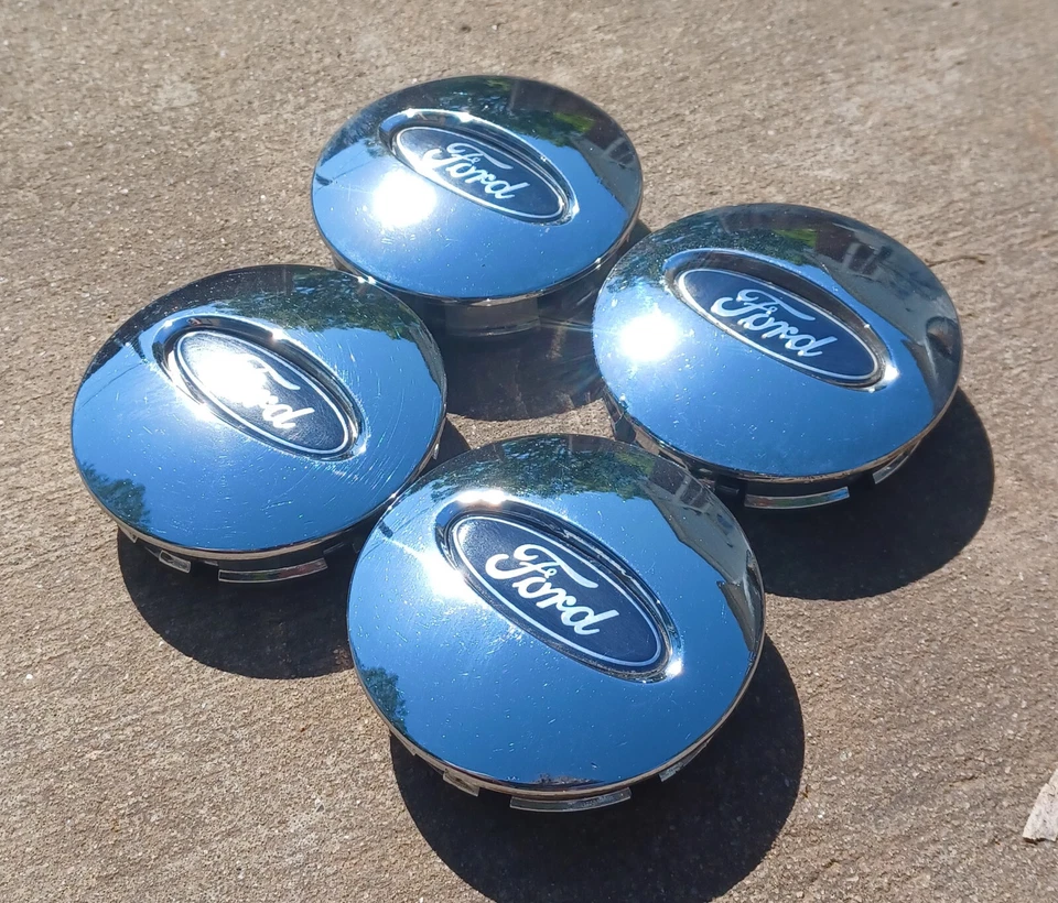 Juego de 4 tapas centrales Ford Explorer Edge Flex, 2008-2012 parte # 6L24 1A096 AA Foto 2 de 4