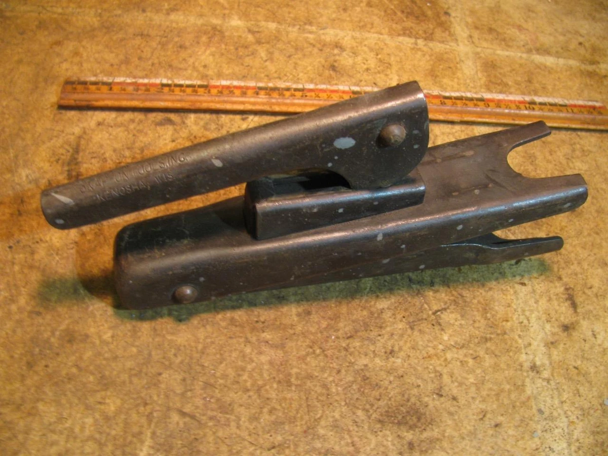 Vintage Snap On VL30 Valve Spring Compressor Tool