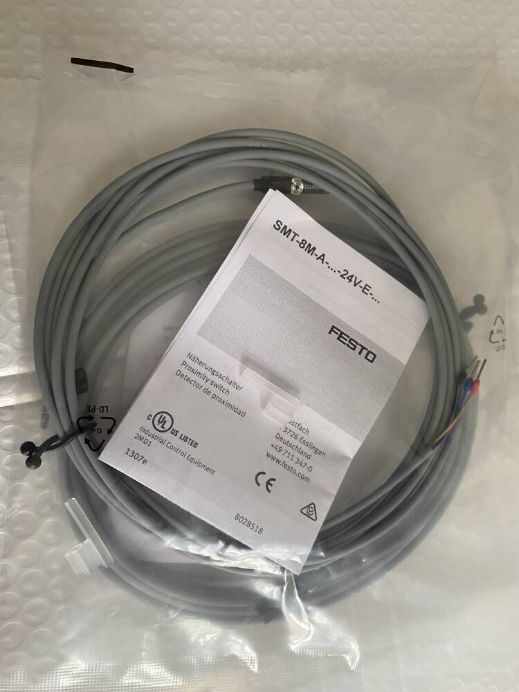 1PC New Festo SMT-8M-A-PS-24V-E-2.5-OE 574335 Magnetic Sensor