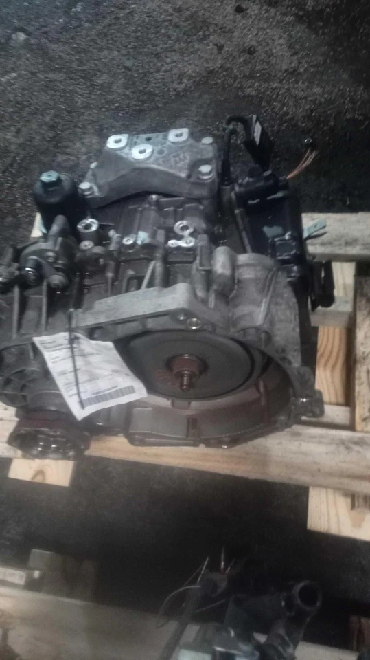 Audi A3 2016 conjunto de transmisión automática QYZ 133 k millas OEM azul tracción delantera Foto 2 de 4