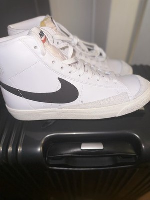 Nike Blazer  77