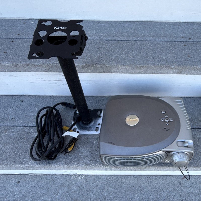 Dell 2200MP DLP Projector 2200 ANSI Lumens 1024x768 Ceiling Mount VGA