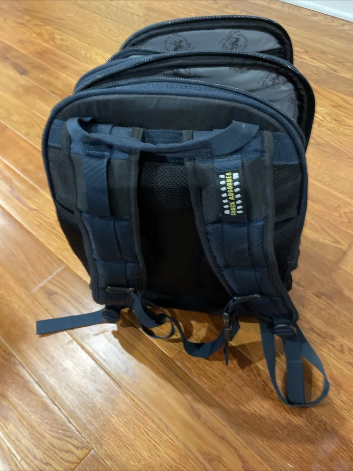 Beverley Hills Polo Club 1982 Backpack Blue And Grey 16 H X 20 L X 6.5 W - Image 3 of 4