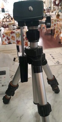 Slik 450G Table Top Lightweight Adjustable Mini Tripod