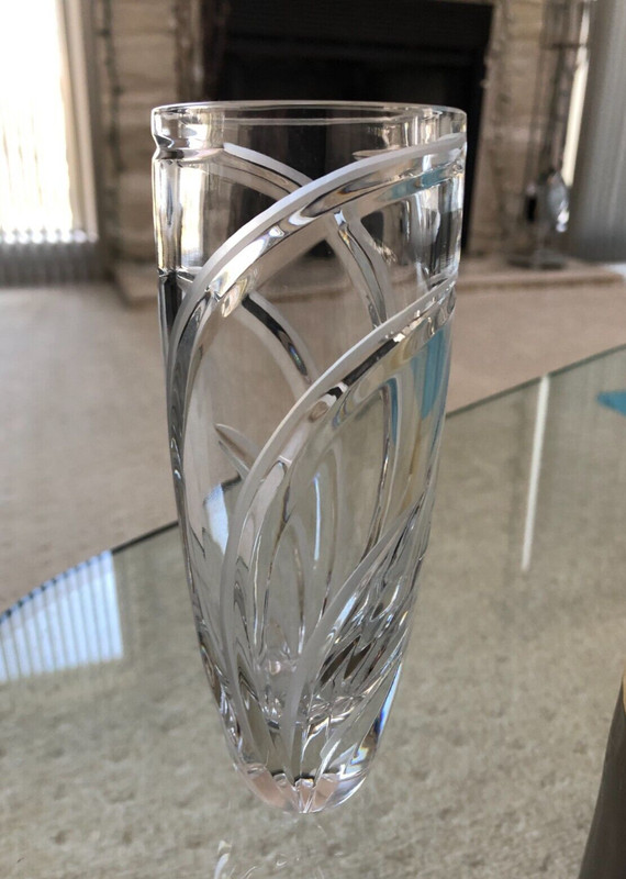Vtg. Slovenia MARQUIS by Waterford Hand Cut Crystal Vase 6" tall