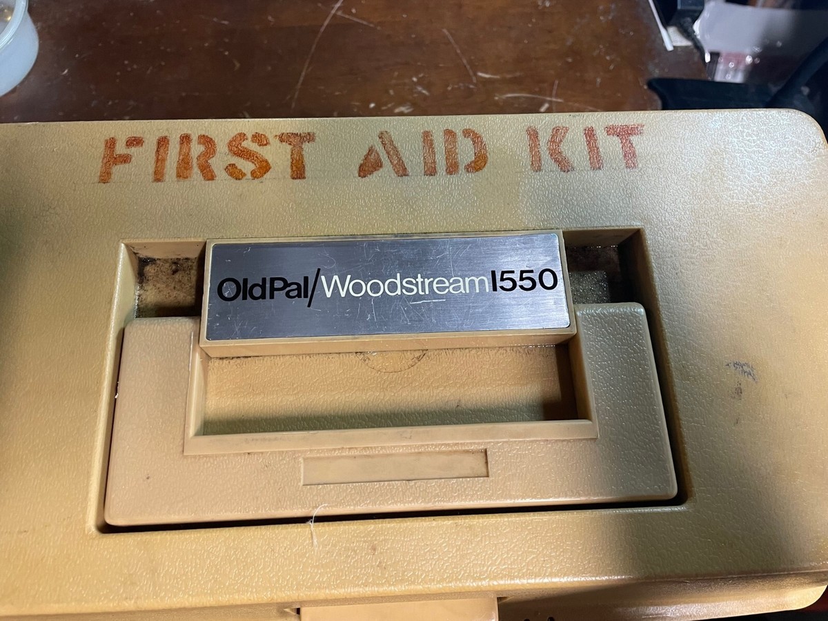 Vintage Old Pal/Wood Stream Model 1550 Fishing Tackle Box Professional |  eBay
