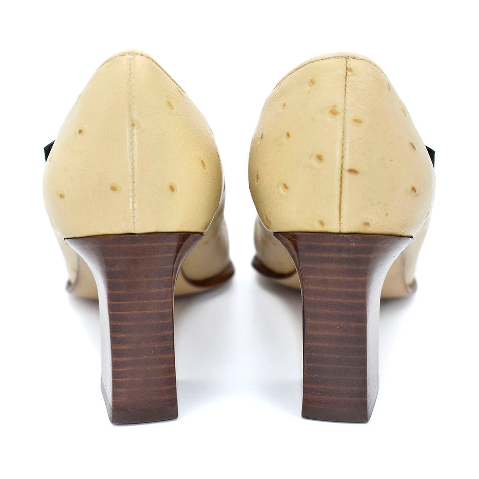 Zapatos de salón estilo mocasín de cuero en relieve de avestruz piedra Escada $290 talla 9,5 M Foto 4 de 4