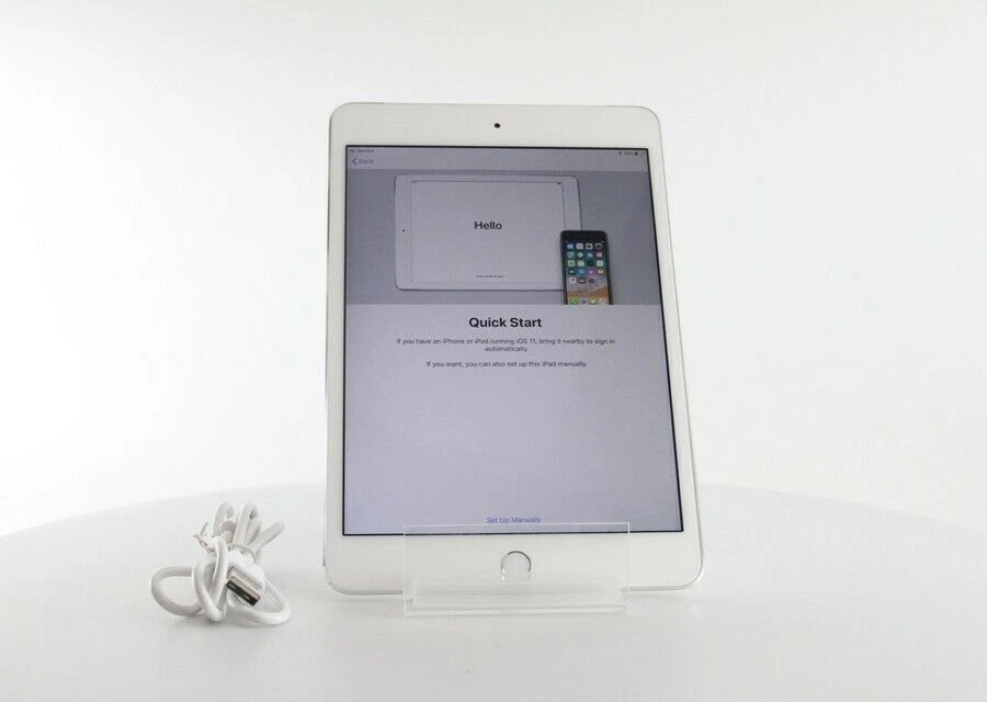 Apple iPad mini 3, 7.9-Inch Retina Display 16GB Wi-Fi Silver (MGNV2LL/A)