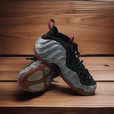 black and bright crimson foamposites