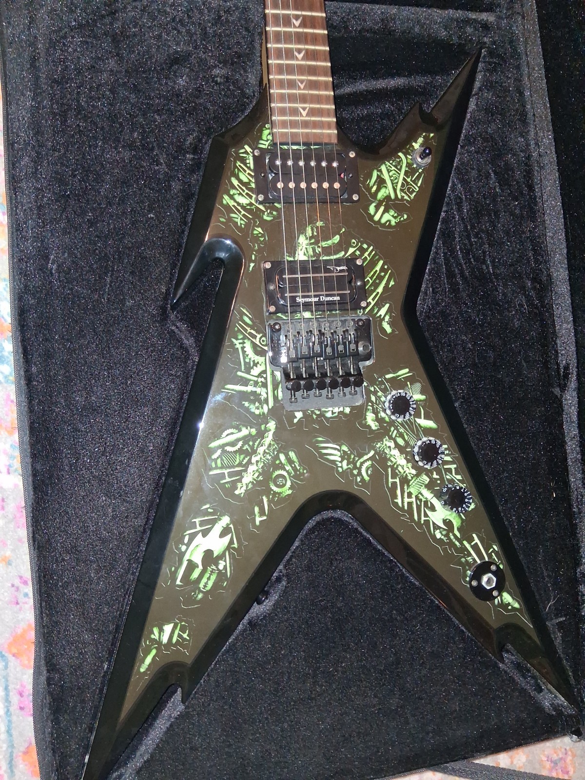 Dean Razorback Dimebag Guitar Bio-Mechanical Biomech + Hard Shell Case + Seymour