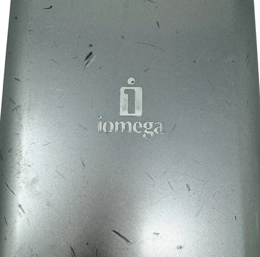 Iomega 31459100 DVD R/RW External Disc Drive Model DVDRW16XU2 - Image 2 of 4