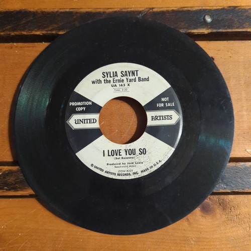 ROCK R&B 45 Sylia Saynt Whispering Grass I Love You So PROMO - Picture 2 of 2