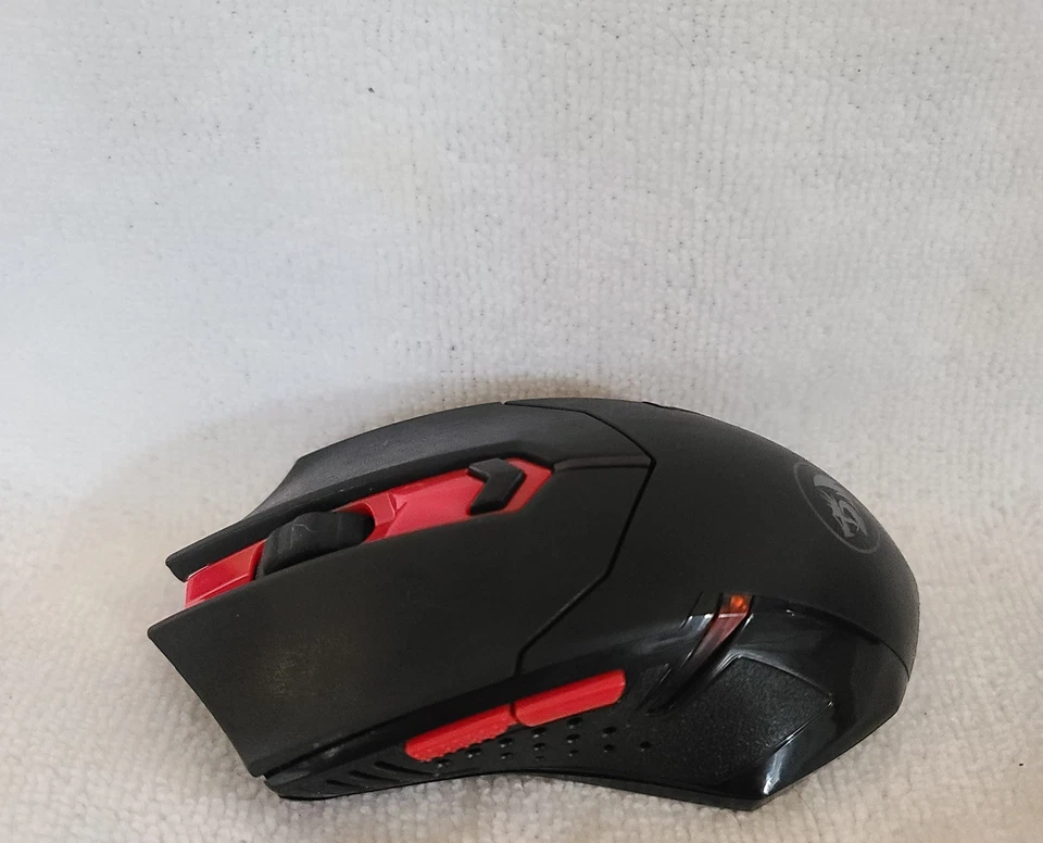 Red Dragon 2400 DPI Optical Gaming Mouse Wireless No Battery Door Needs Battery - Image 2 of 4