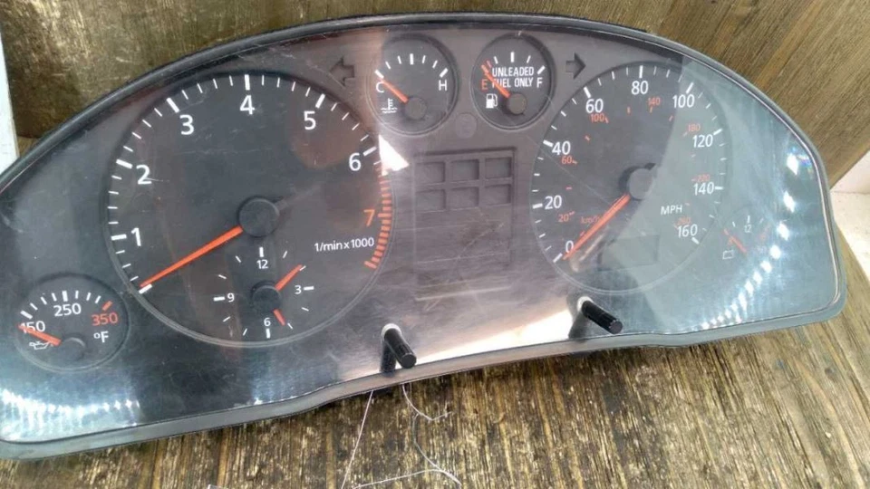 AUDI A4 1999 VELOCÍMETRO CUADRO DE INSTRUMENTOS CON TACÓMETRO 8D0919911X Foto 2 de 4