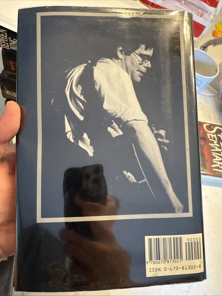 (True First Edition, 1st Print) IT by Stephen King, Viking (First Print $22.95*) - Image 4 of 4