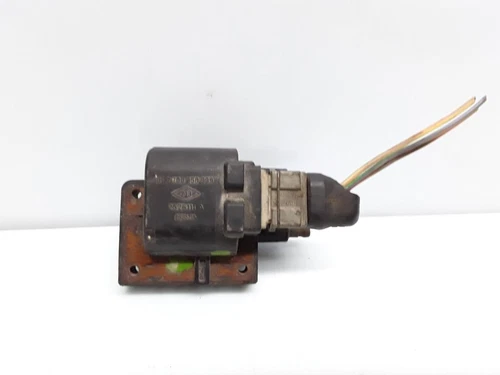 2526111A Bobina Accensione per RENAULT MEGANE I BERL./ BERL. CON PORTÓN ( 898156 - Foto 1 di 2