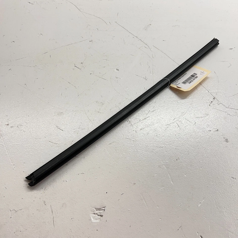 Front Passenger Side Inner Door Belt Weatherstrip Seal OEM Mini Countryman 11-16 - Image 2 of 4