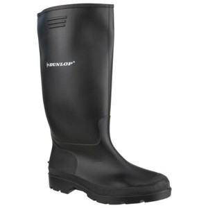 plain black wellies