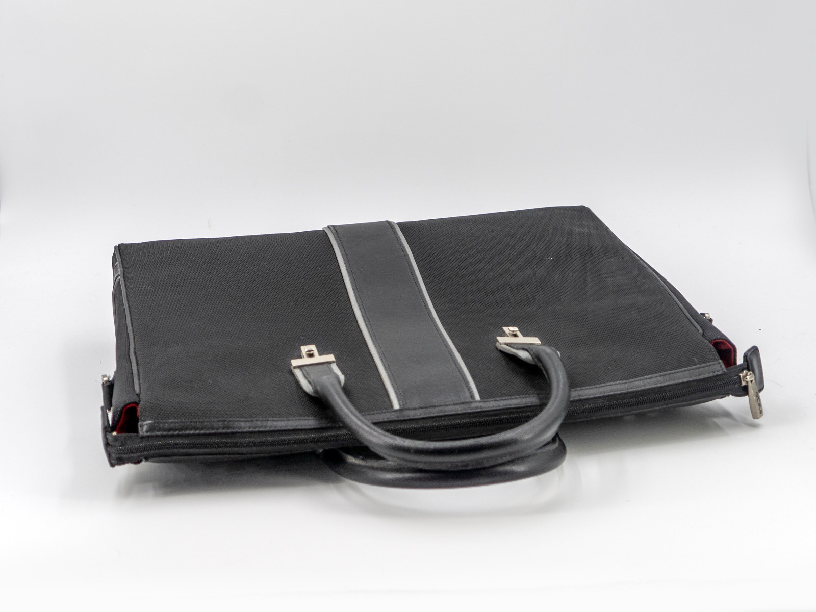 Tumi Elements Slim Briefcase – Durable Nylon/Leat… - image 4
