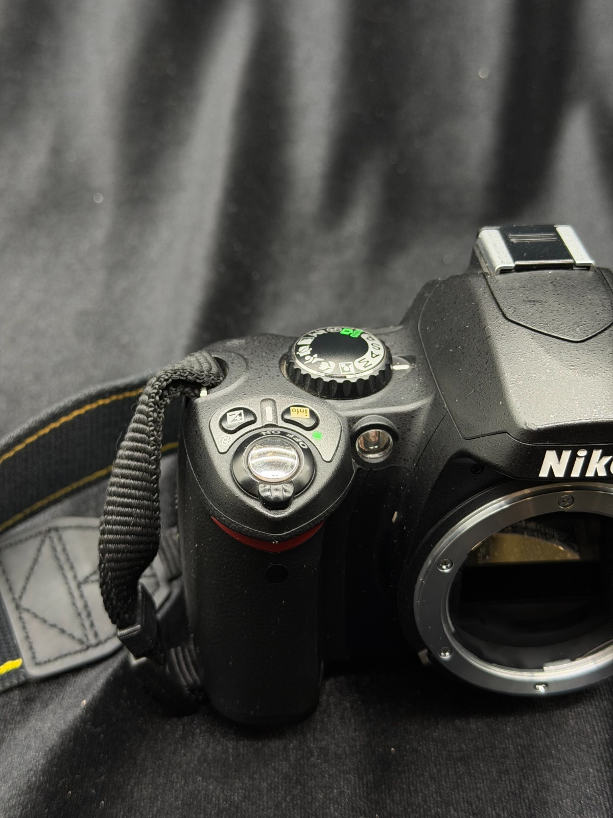 Nikon D D40 6,1 megapixel fotocamera reflex digitale - nero (solo corpo) foto 4