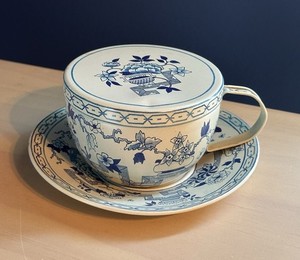 Vintage Elite Gift Boxes Blue Willow Chinoiserie Tea Cup & Saucer Dana Kubick