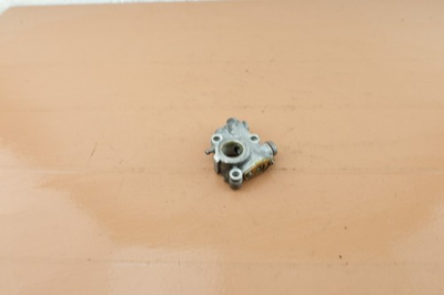 #ad Homelite Super E Z Chainsaw OEM Oil Pump 65086 $5.00
