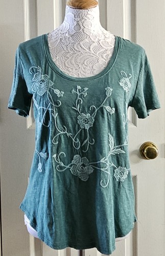 Lucky Brand Green Embroidered Floral Short Sleeve Top Womens M NWT $49
