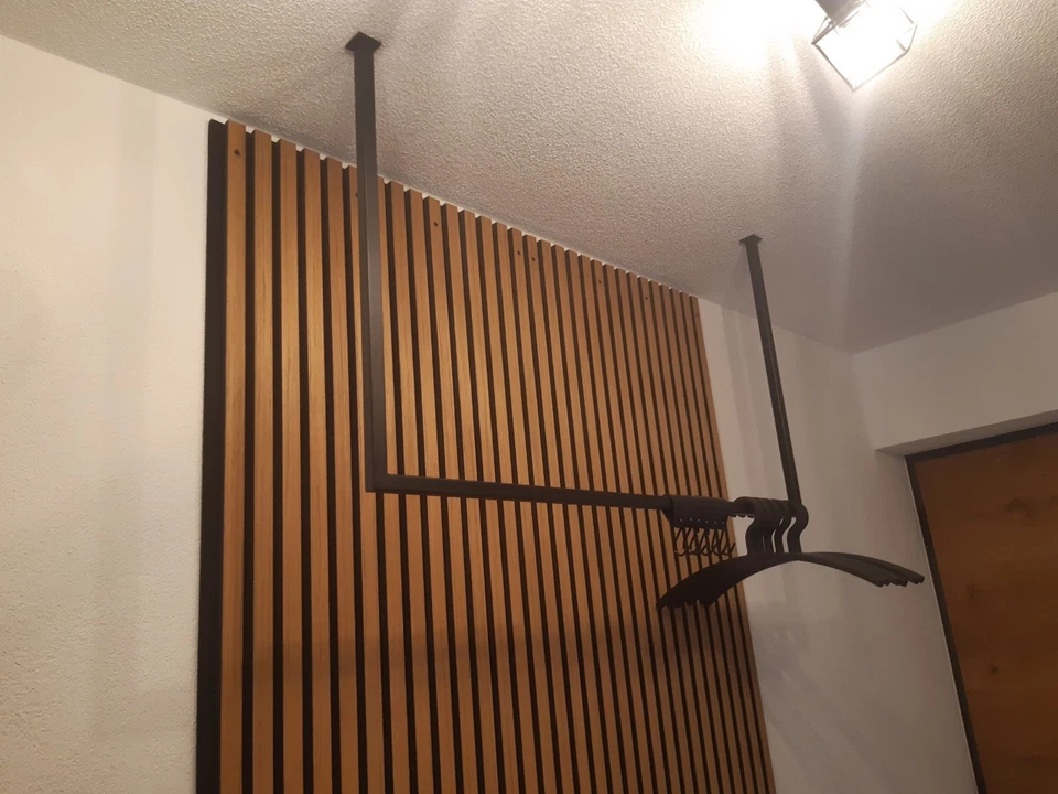 Kleiderstange / Garderobe / Metallbude - Bild 1 von 1