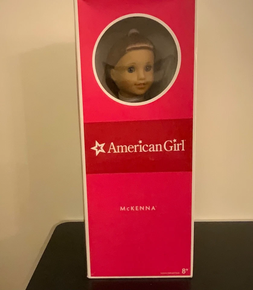 AMERICAN GIRL DOLL OF THE YEAR 2012 MCKENNA- New In Original Box RETIRED! - Image 3 of 4