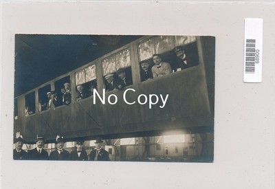 Zeppelin Passagiere Gondel Luftschiff Kabine Luftfahrt historisches Foto X253