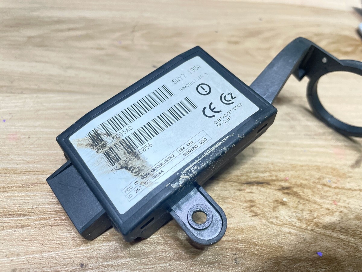 1999 - 2004 jeep grand cherokee MODULE Immobilizer p04686665ad oem