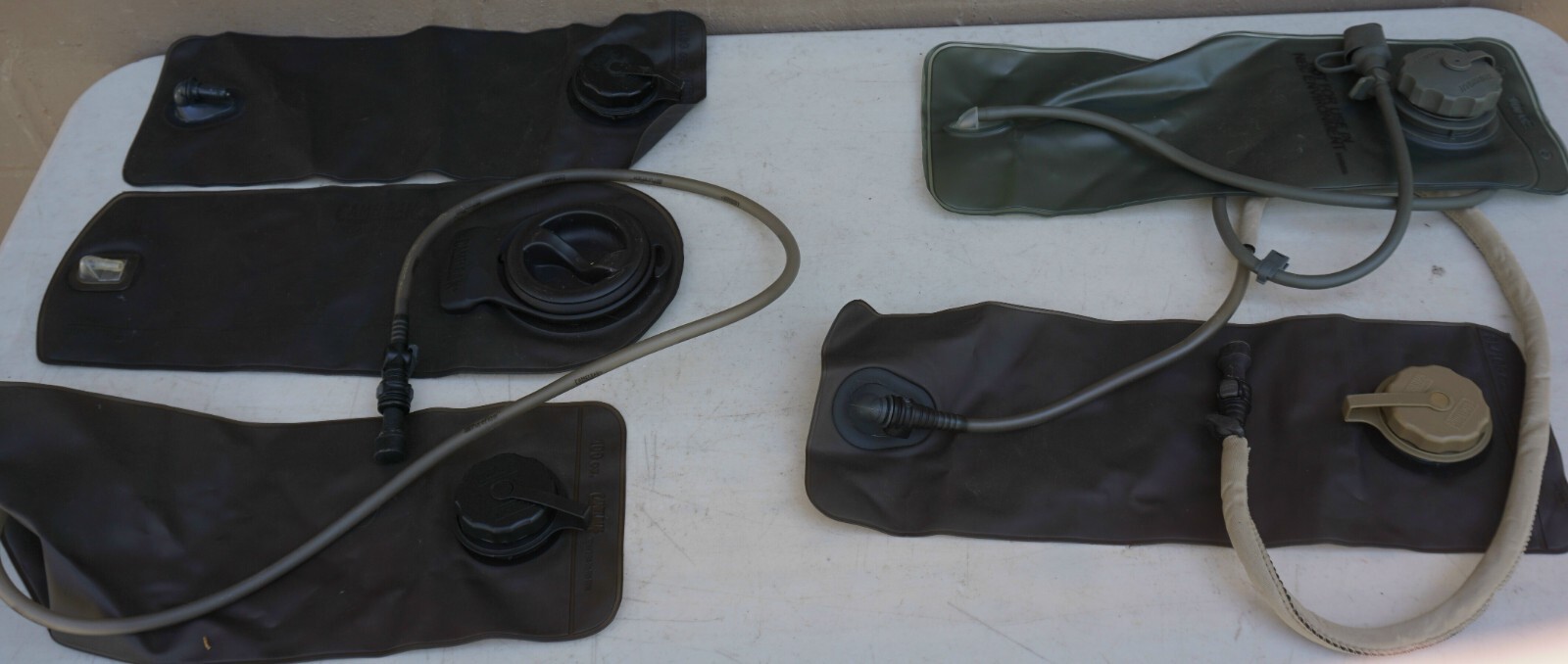 5 bladders - Hydration Bladders 100 oz  4 Camelbak & 1 Hydramax Army issue (@B1)