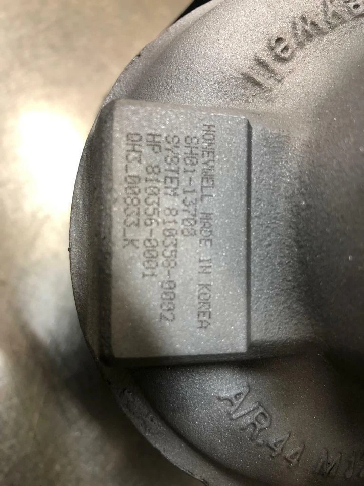 Bi-Turbocharger Mazda 3 6 CX-5 2.2D 110kW 129kW SH01-13700 810356 810357 TURBO - Image 2 of 4